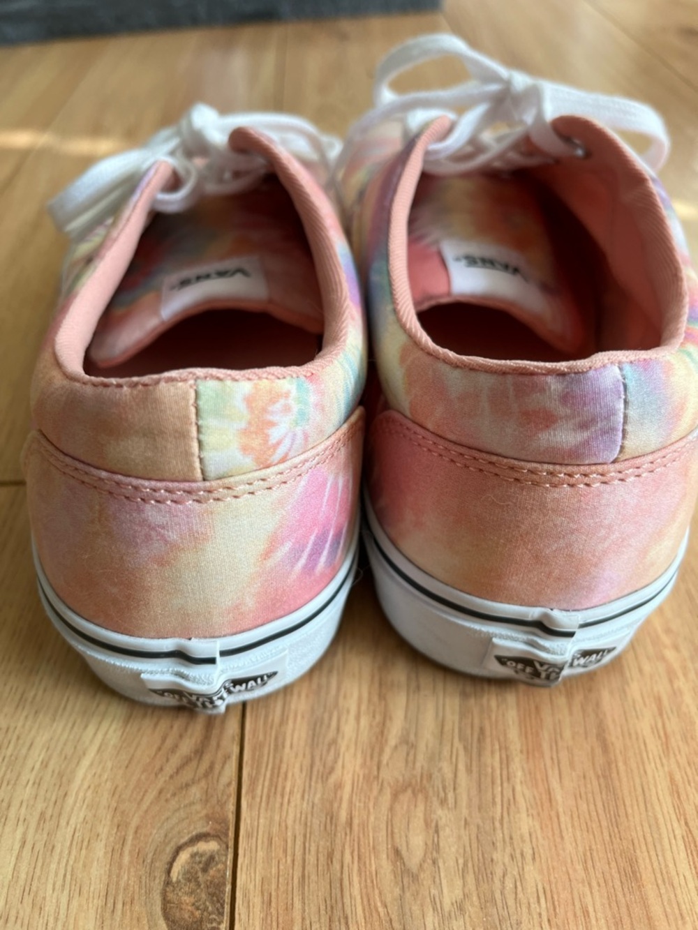 Vans Women's Tie-Dye Canvas Sneakers - Pastel Pink Multi SZ 9 - Picture 2 of 4